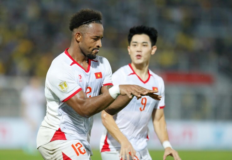 Pha ăn mừng "cộm mác" Xuân Son