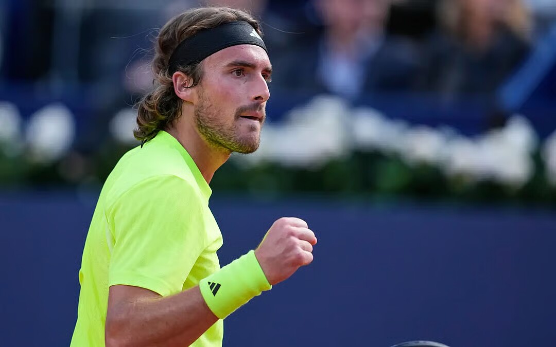 Tsitsipas giành chiến thắng ấn tượng