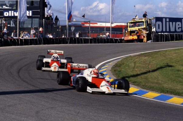 Lauda và Prost đã cống hiến màn trình diễn mãn nhãn tại chặng đua năm 1985