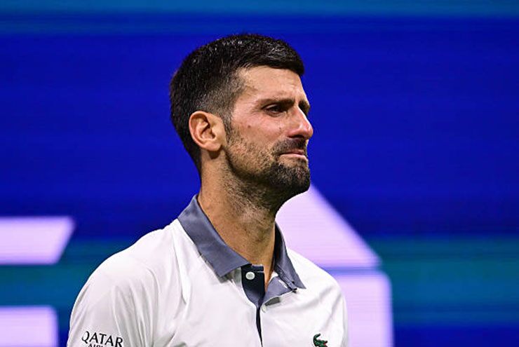 Djokovic rơi lệ sau ván thắng duy nhất của set 5