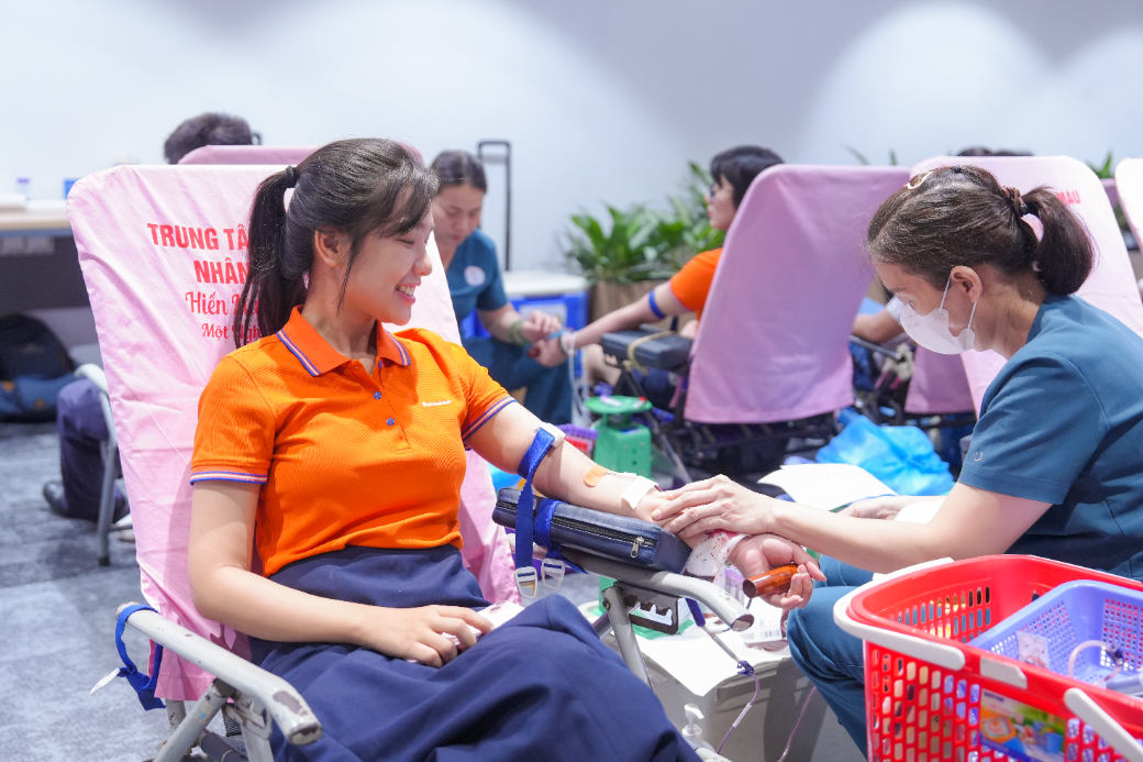 “Kết nối trái tim” và hành trình 14 năm SACOMBANK trao giọt hồng sẻ chia sự sống - 6