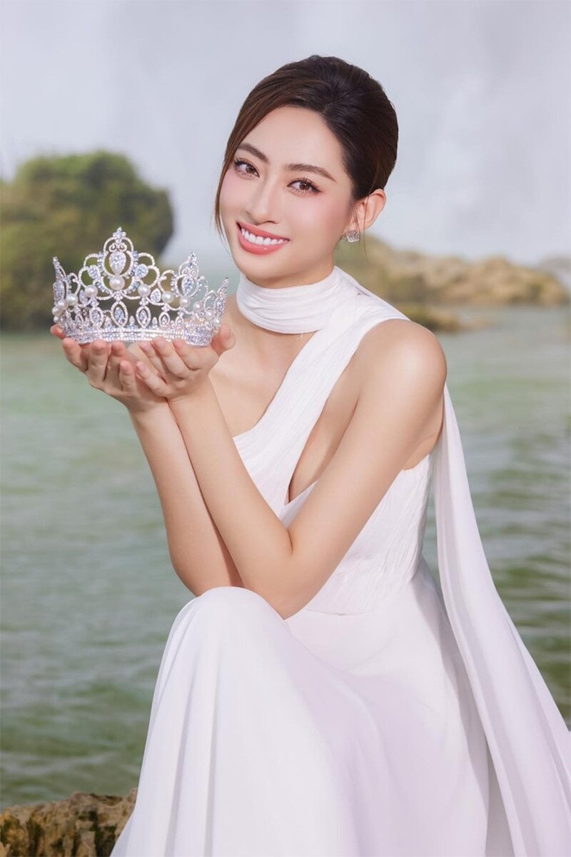 Hoa hậu Lương Thùy Linh.