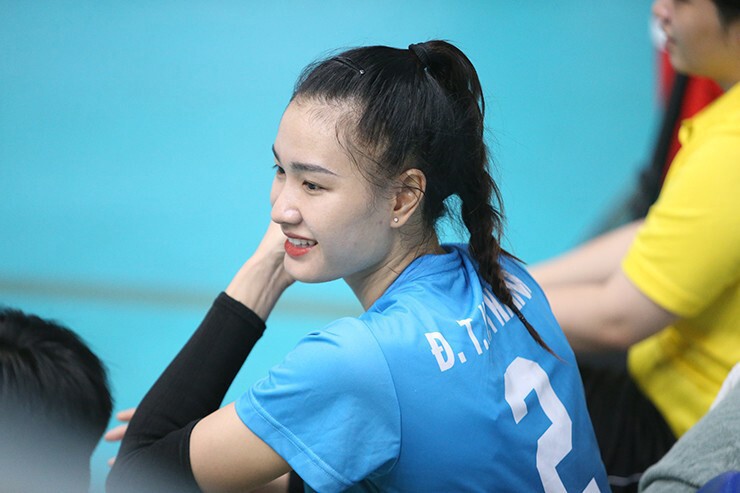 Kim Thanh tái xuất tuyển quốc gia, hàng loạt nhân sự được thay đổi sau chặng 1