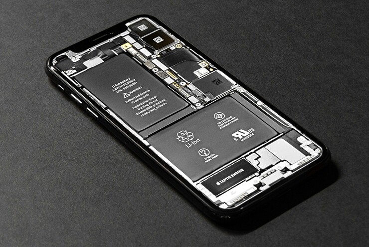 Nhiều người vẫn đang hiểu sai về hai thông số quan trọng trên pin smartphone.