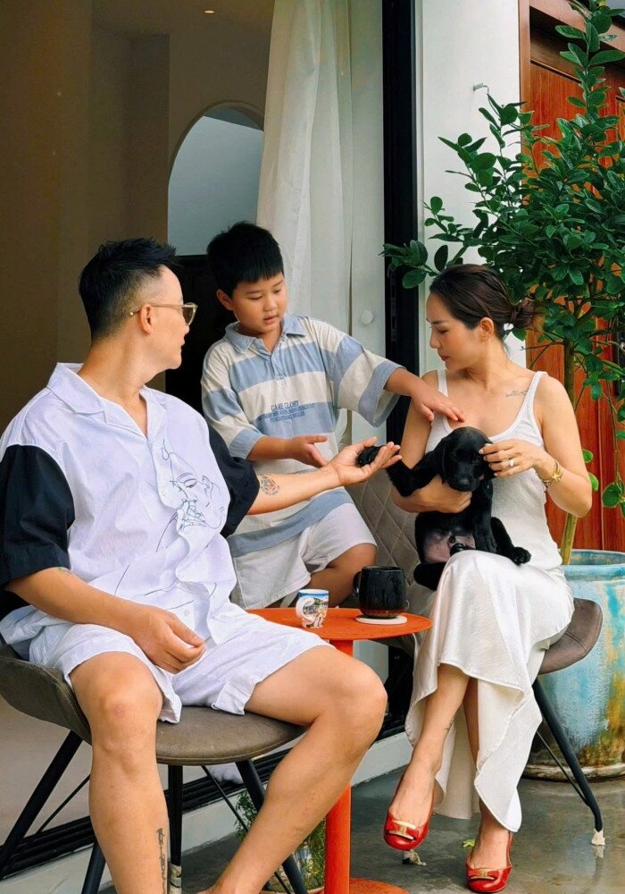 Không gian sống như mơ trong biệt thự 500m2 của Hoàng Bách và vợ cựu người mẫu - 15