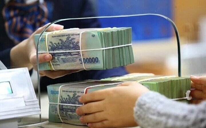 Gửi tiết kiệm là kênh đầu tư an toàn, hiệu quả nhất hiện nay. (Ảnh minh họa).