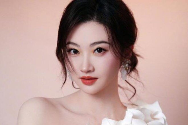 Diễn viên Cảnh Điềm. Ảnh: Weibo
