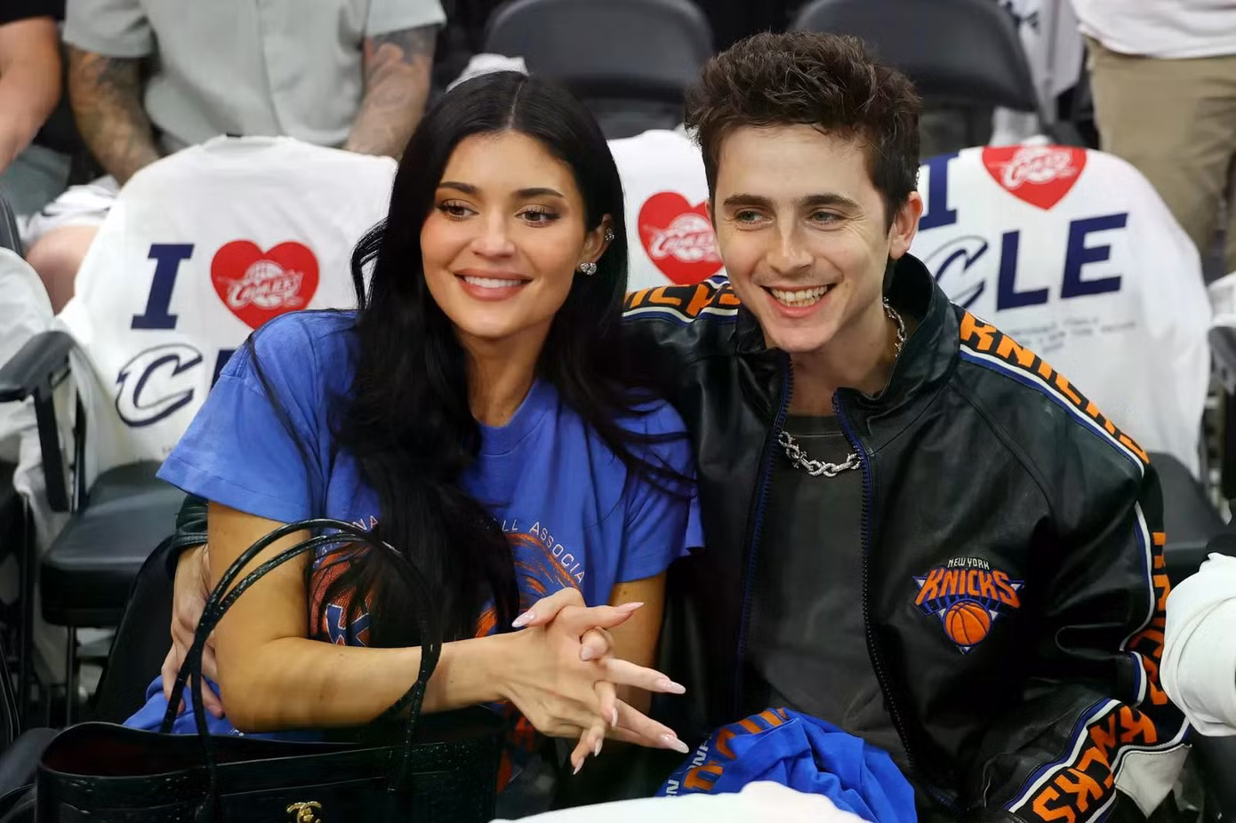 Kylie Jenner lần đầu trải lòng về góc khuất sau danh xưng “tỷ phú tự thân” - 5