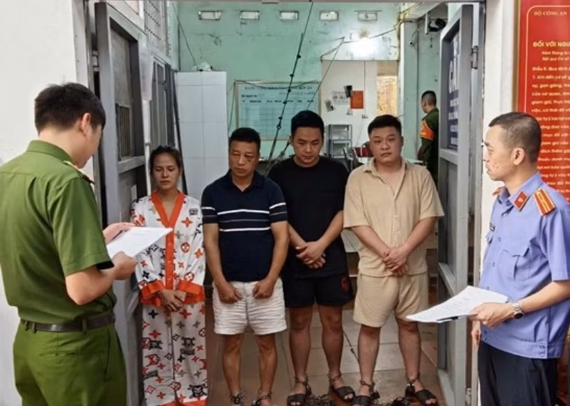 Nhóm đối tượng bị bắt giữ.
