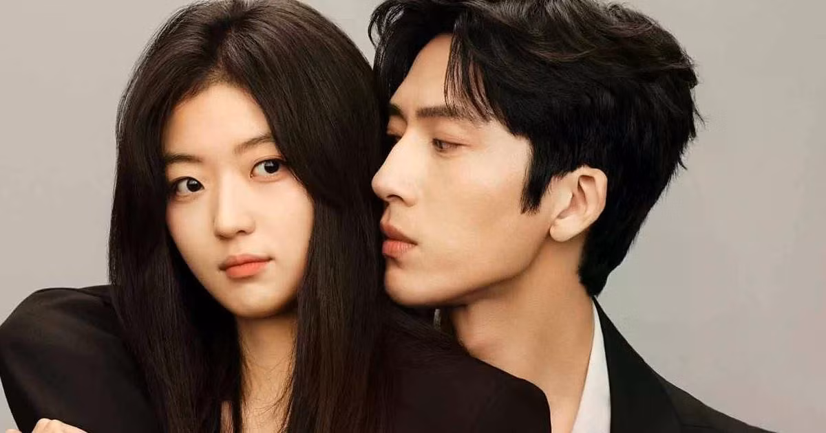Chuyện tình siêu mẫu nội y và tổng tài hot nhất hiện tại