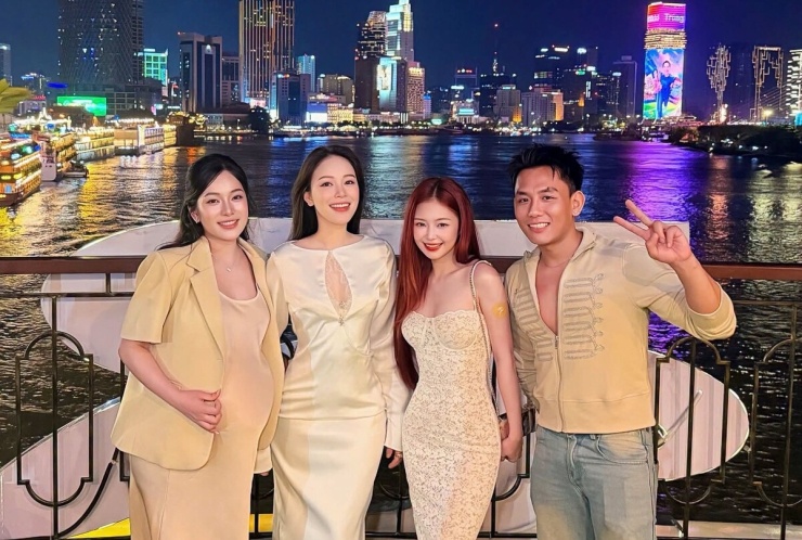 Ảnh sao 6/9: Linh Rin đón sinh nhật cùng nhóm bạn thân - 1