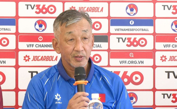 HLV Yutaka Ikeuchi đã gây thất vọng lớn. Ảnh: VFF