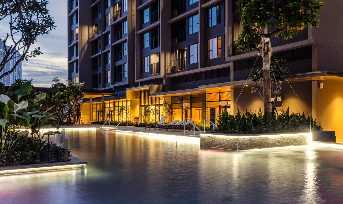 Trang bị với ba hồ bơi ngoài trời, dự án mang đến trải nghiệm sống cân bằng và tràn đầy năng lượng cho cư dân