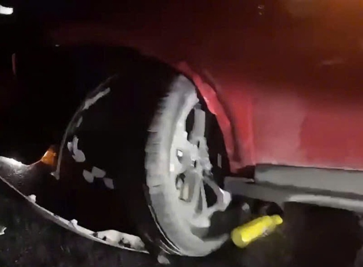 Ôtô 7 chỗ hư hỏng nặng sau tai nạn trên cao tốc Biên Hòa - Vũng Tàu. Ảnh: Thái Hà