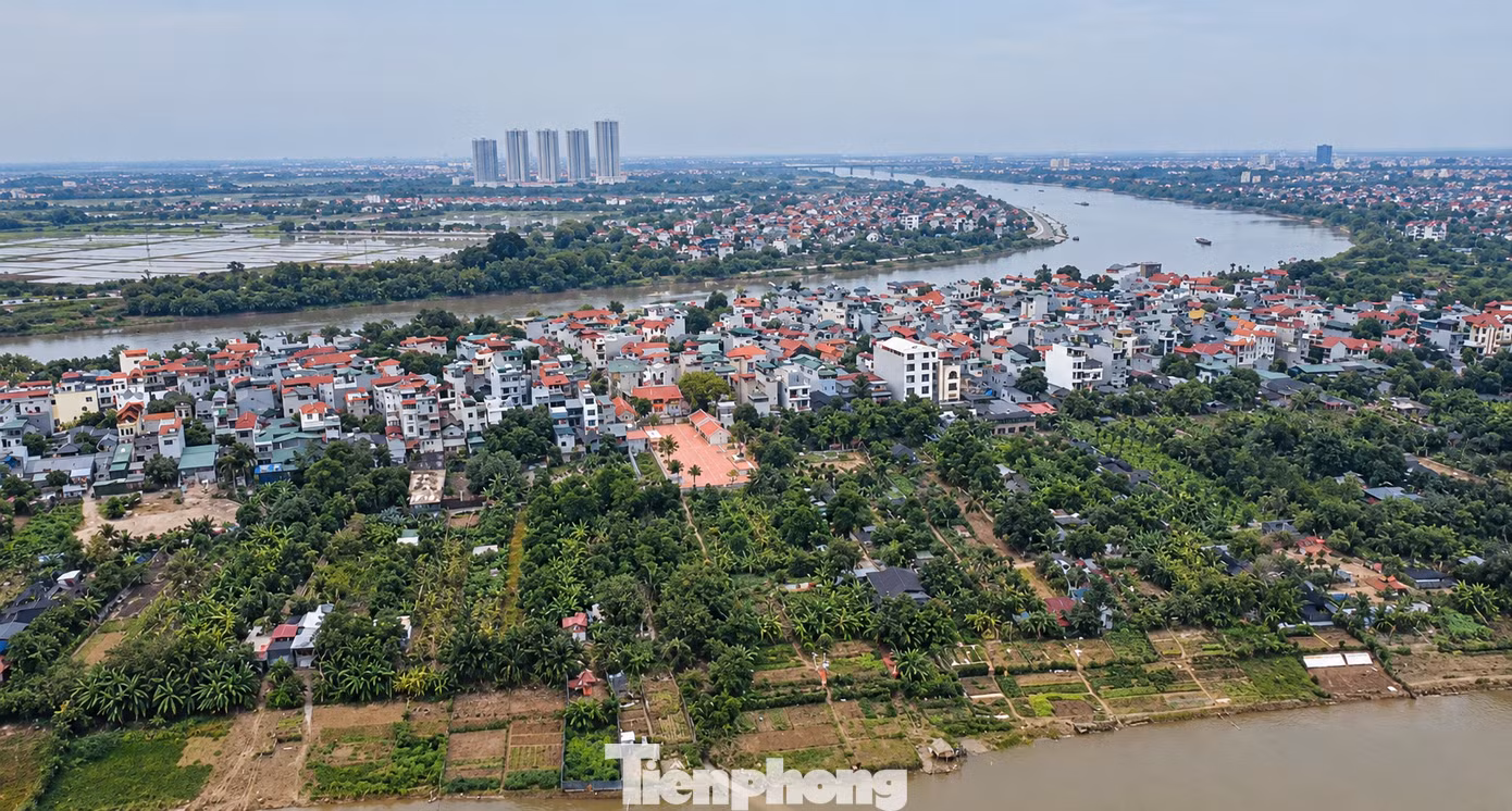 Trải qua nhiều năm hình thành và phát triển, làng Bắc Cầu hiện có hàng nghìn cư dân sinh sống. Theo quy hoạch 257/2016 của Chính phủ đã xác định Bắc Cầu là một trong những khu dân cư ven sông phải di dời vì dễ sạt lở, mất an toàn khi có lũ.