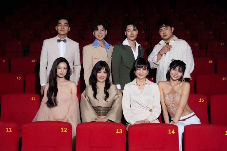 Ảnh sao 9/9: Anh chồng Đỗ Mỹ Linh được khen điển trai - 8