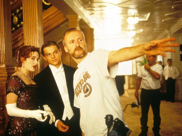 Leonardo DiCaprio và Kate Winslet trên phim trường “Titanic” năm 1997. (Ảnh: Paramount Pictures)