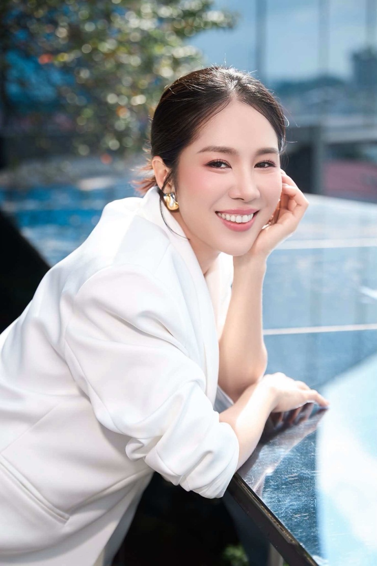 Ảnh sao 13/9: Nhà Thu Trang - Tiến Luật thăm miệt vườn quê ngoại - 6