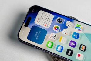 Apple khiến iPhone 17 và loạt máy cũ trở thành “món hời tệ hại”