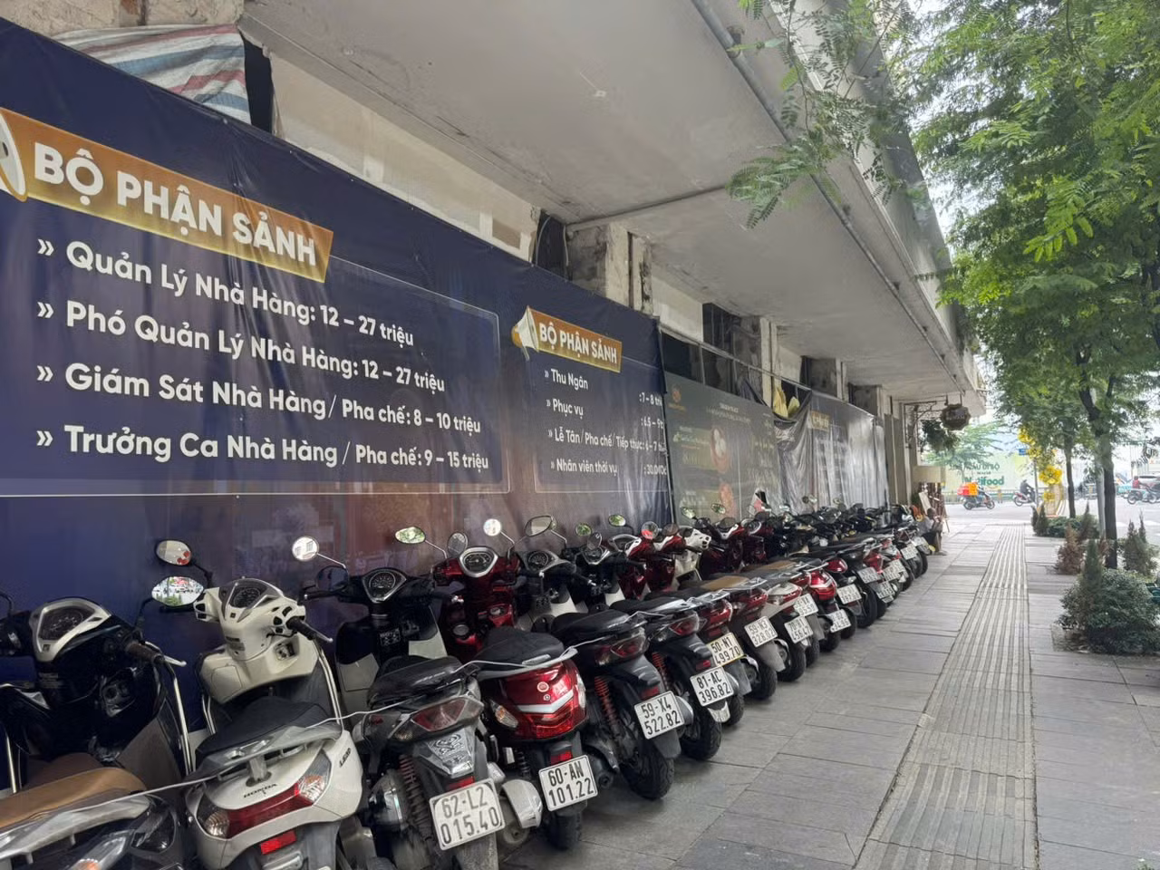 Một phần khu đất 2 - 4 - 6 Đồng Khởi, phường Sài Gòn, TPHCM đang bỏ hoang.