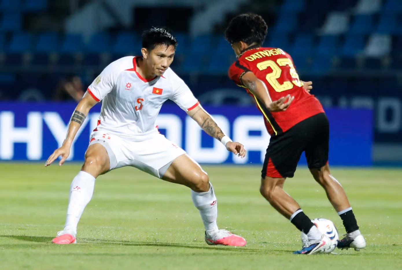 HLV Kim Sang-sik có triệu tập Văn Hậu dự FIFA ASEAN Cup 2026?