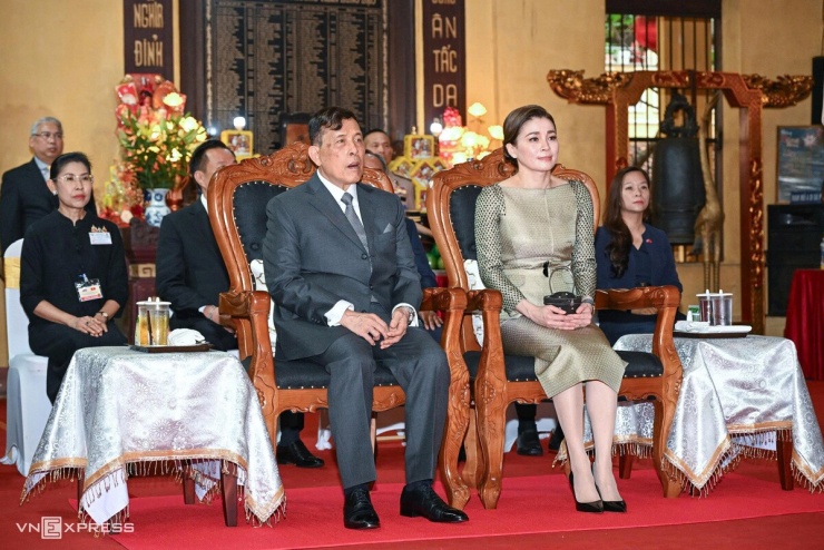 Vua và Hoàng hậu Thái Lan lễ Phật tại chùa Quán Sứ - 5