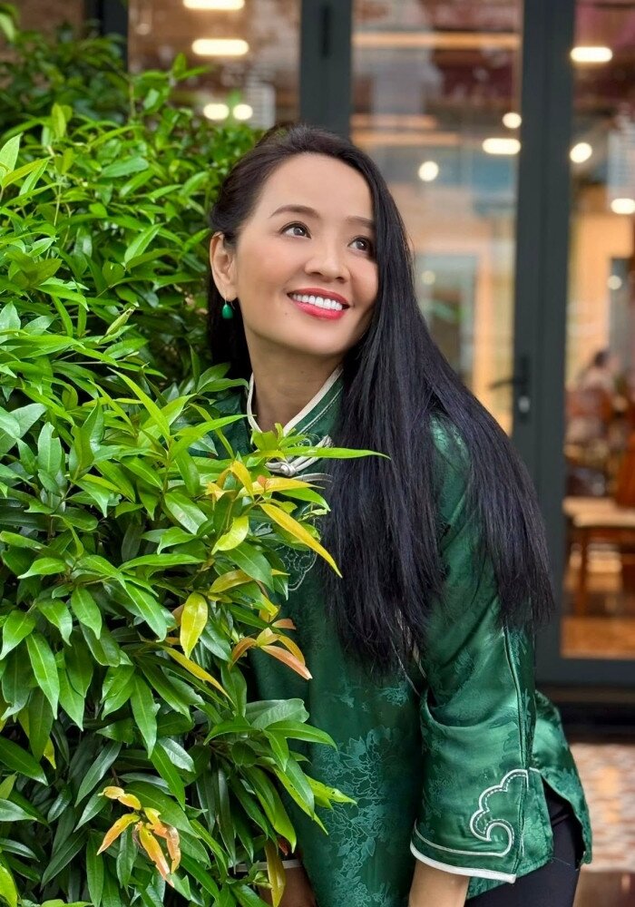 Hoài An 'Người đẹp Tây Đô' tuổi 52 nặng gánh, chưa yêu dù nhiều người theo đuổi - 2