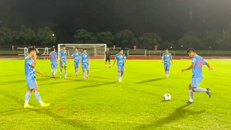 U23 Việt Nam tập luyện trước trận đấu gặp U23 Philippines (Ảnh: VFF).