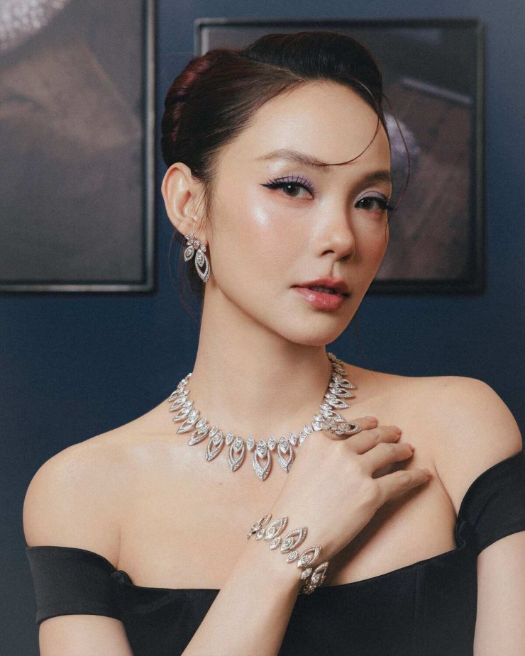 Ảnh sao 19/9: Thanh Thủy chuộng vẻ đẹp đời thường - 7