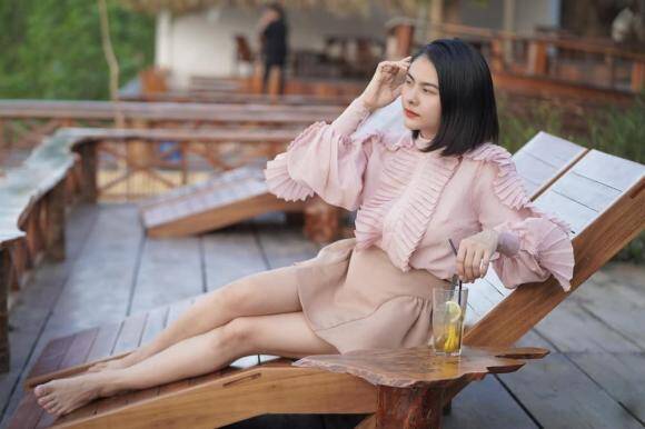 Bên cạnh đó, người đẹp cải tạo, xây dựng thêm một số hạng mục khác để không gian thêm phong phú, phù hợp với nhu cầu của các thành viên trong gia đình.