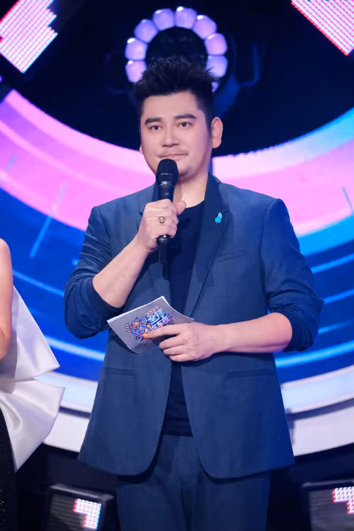 Bê bối của MC Tiền Phong góp phần khiến Day Day Up sụp đổ.