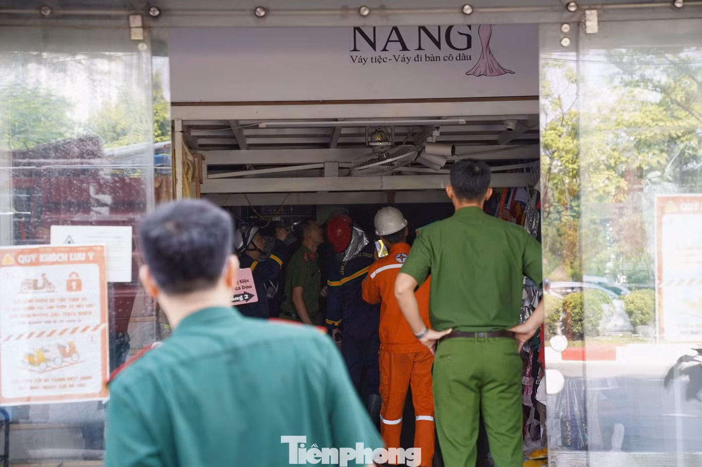 Ngôi nhà cho thuê trang phục.