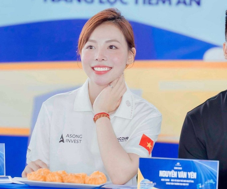 Hiện tại, Phí Thanh Thảo đang hẹn hò với trung vệ Phạm Lý Đức - đội trưởng U23 Việt Nam tại ASIAD 2026. Ảnh: FBNV.