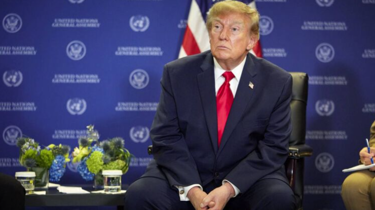 Ông Trump yêu cầu ông Zelensky đến gặp Elon Musk bàn việc sử dụng Starlink cho các cuộc tấn công nhằm vào Nga - 1