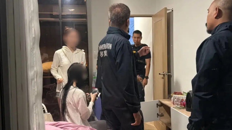 Hai trong ba người phụ nữ Trung Quốc được cảnh sát Thái Lan giải cứu vào rạng sáng 23/9. Ảnh: Thaiger