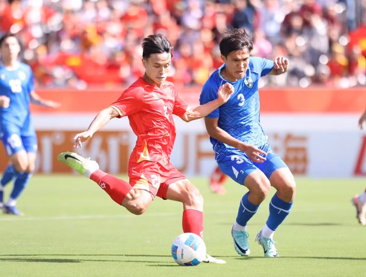 Một hình ảnh trong trận U23 Việt Nam - U23 Uzbekistan ở vòng bảng. Ảnh: Minh Hưng/ TPO.