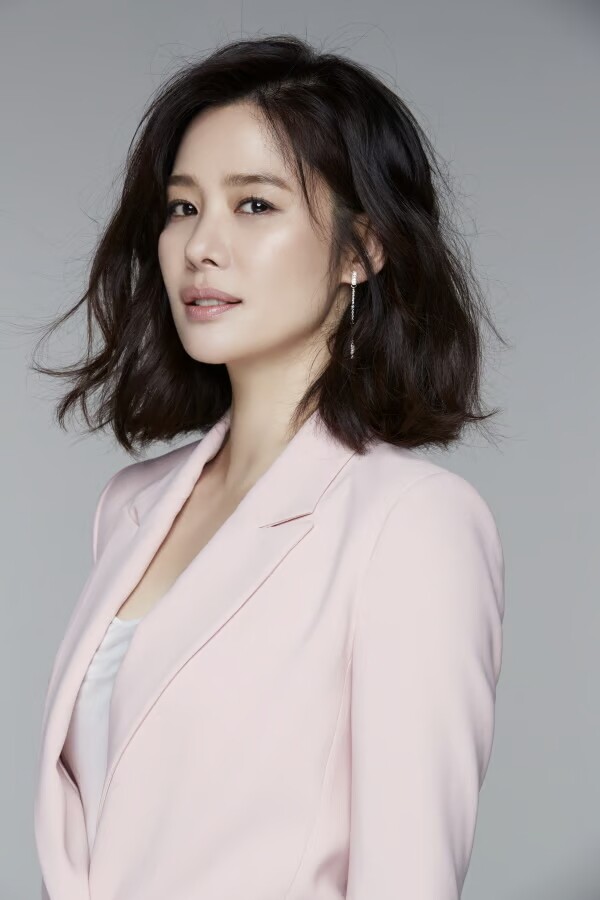 Diễn viên Kim Hyun Joo. Ảnh: Osen