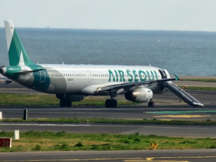 Máy bay của hãng Air Seoul. Ảnh: Chosun