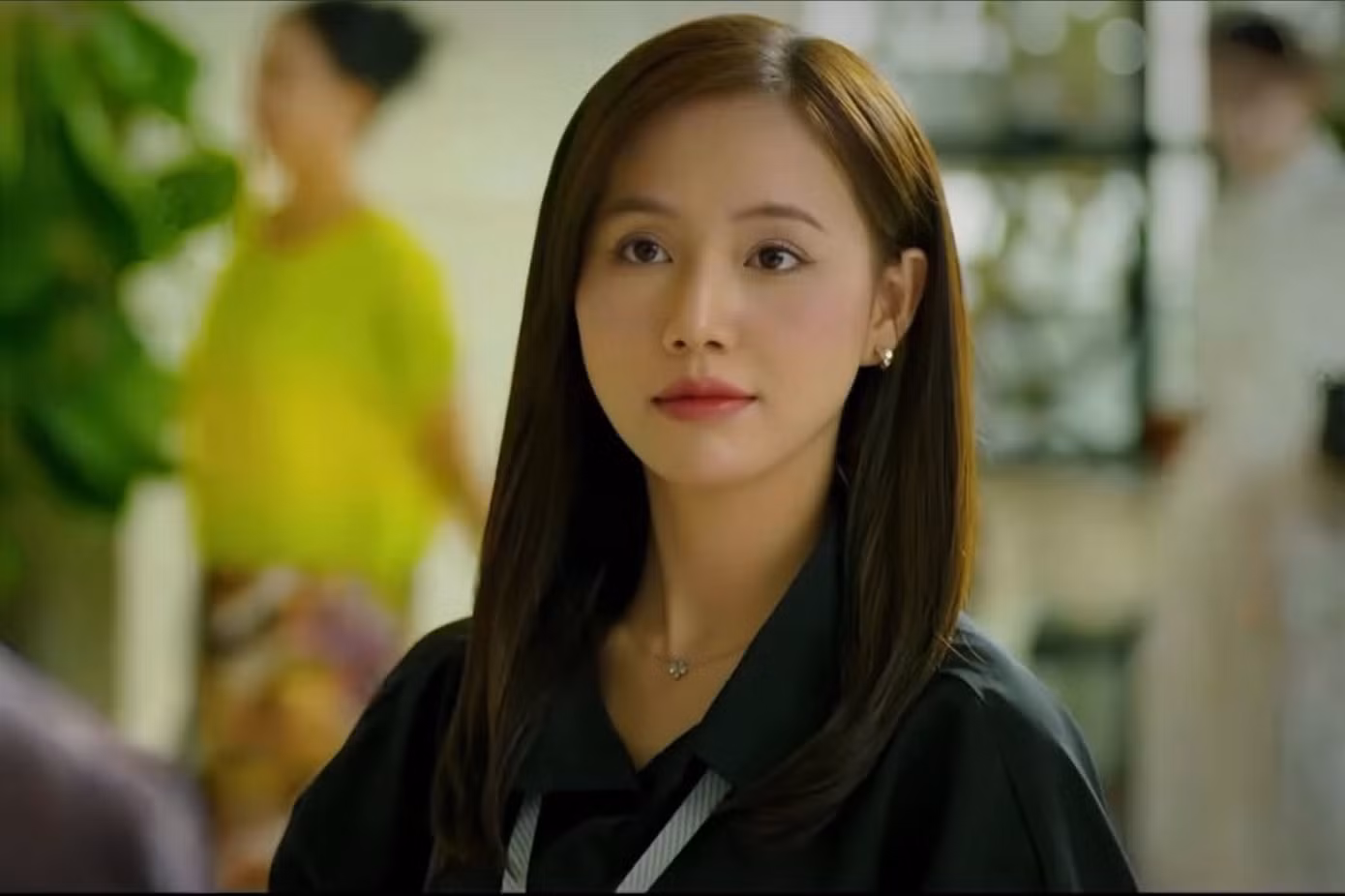 Phim về những nghề đặc thù như bác sĩ, luật sư, công an, quân đội hay nhân viên khách sạn đòi hỏi người viết phải hiểu ít nhất những nguyên tắc cơ bản của công việc.
