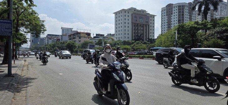 Nhiều khu vực nắng nóng gay gắt. Ảnh: T.H