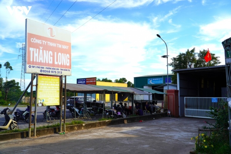 Công ty TNHH May Thăng Long tại phường Đồng Sơn, tỉnh Quảng Trị