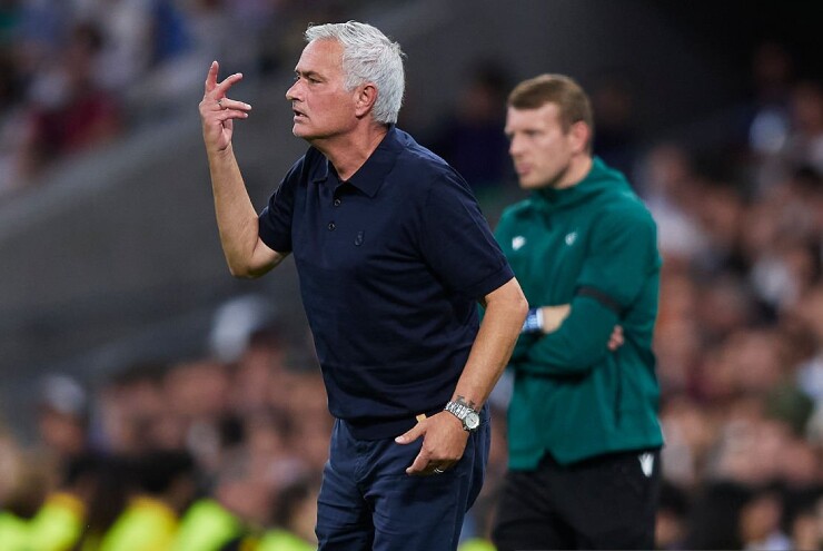 Mourinho cho rằng&nbsp;cuộc đối đầu giữa Real Madrid và Inter Milan thực sự "điên rồ"