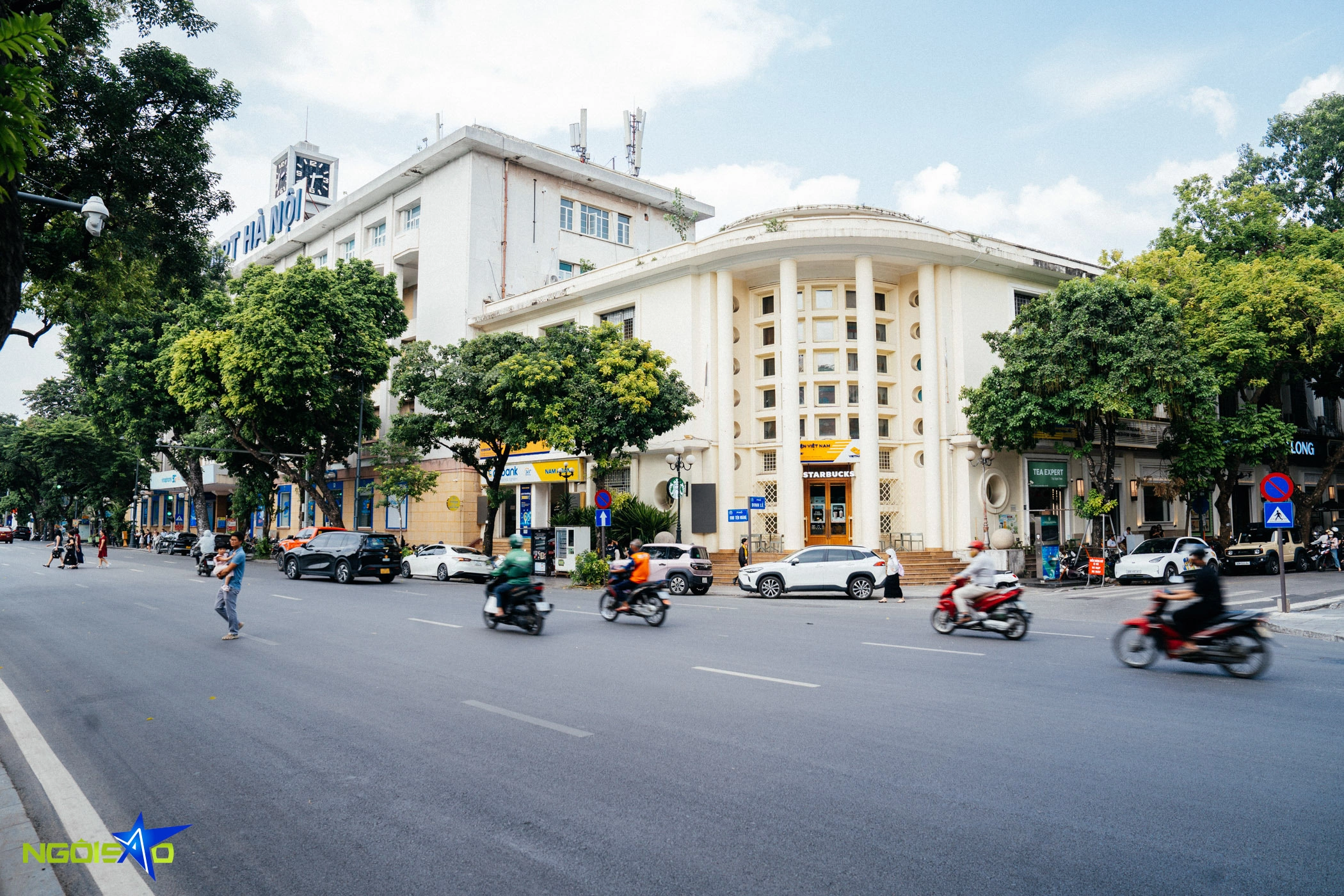 Khu đất trụ sở UBND thành phố được đề xuất tái cấu trúc, xây dựng công trình mới cao 9 tầng nổi và 4 tầng hầm. Đồ án đồng thời nghiên cứu hạ giải trụ sở HĐND, UBND thành phố, rạp Khăn quàng đỏ và khối nhà Cung Thiếu nhi hiện hữu.