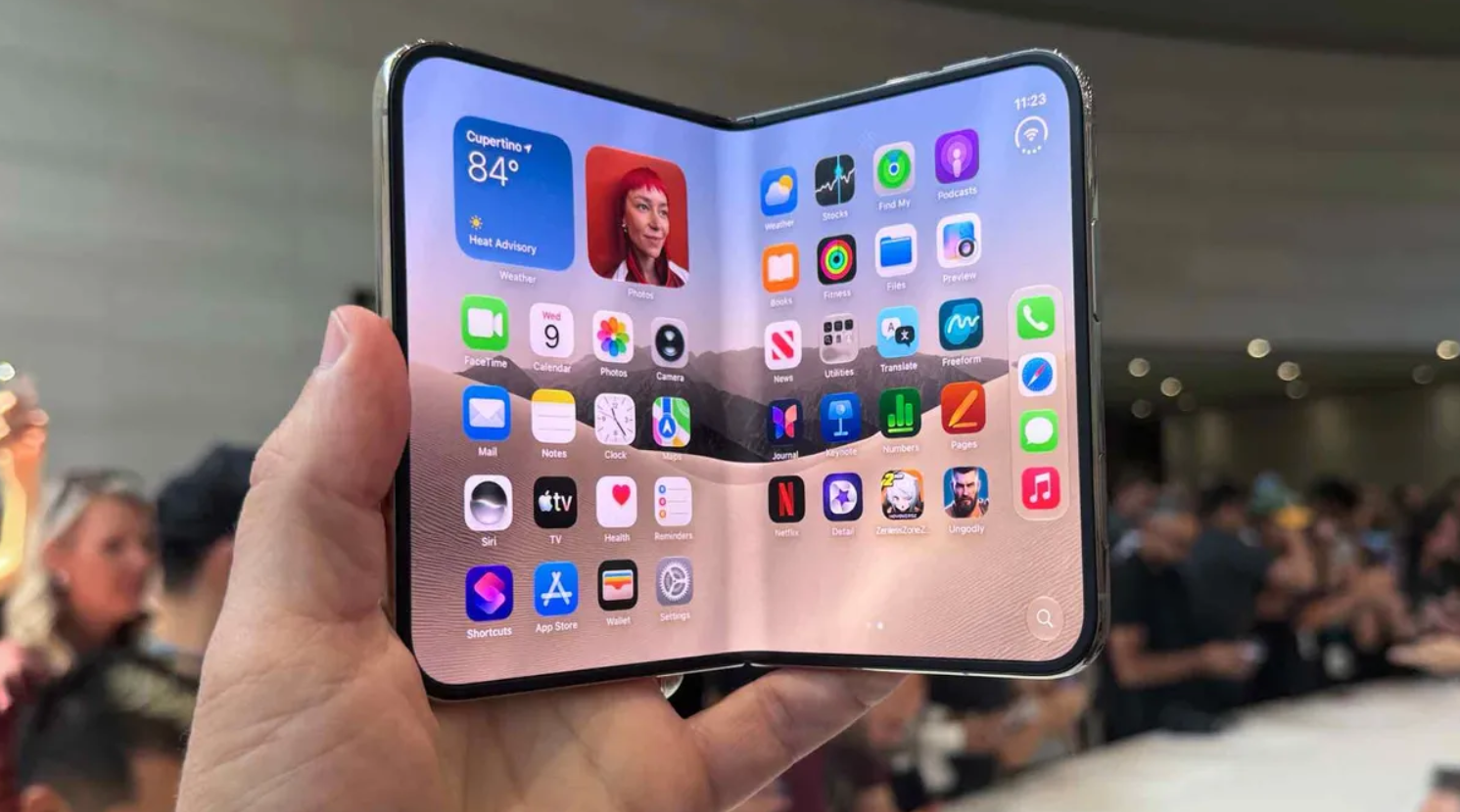 iPhone Duo có khả năng chống bụi và nước tốt hơn.