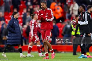 Bom tấn” Barcola ra mắt thảm họa với Liverpool: Bỏ lỡ cơ hội, chấn thương rời sân