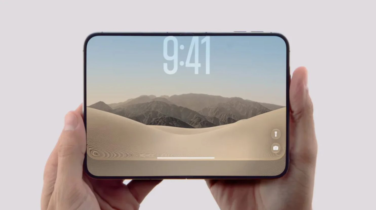 Màn hình chính của iPhone Duo khi mở ra.
