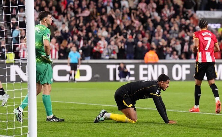 Hàng thủ Chelsea đang gặp vấn đề
