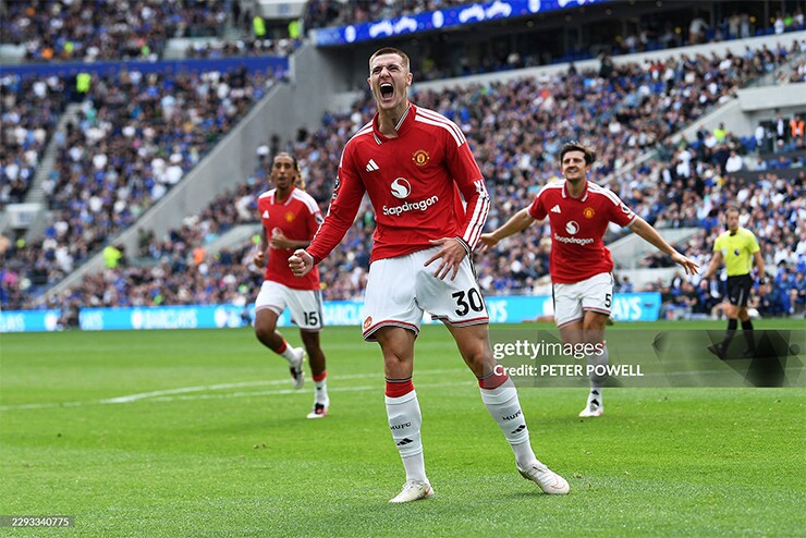 Sesko được kỳ vọng giải bài toán số 9 của Man Utd