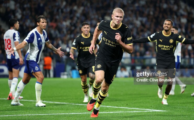 Haaland trở thành cầu thủ chạm mốc 58-59 bàn nhanh nhất lịch sử Champions League