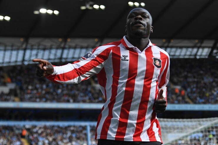 Brobbey ghi&nbsp;hat-trick vào lưới Man City